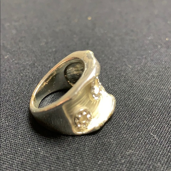 Beautiful silver tone ring from Zara - Picture 5 of 6